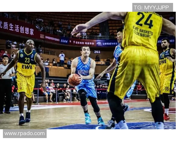 18赛季新疆男篮与辽宁男篮巅峰对决精彩回顾与赛季亮点分析